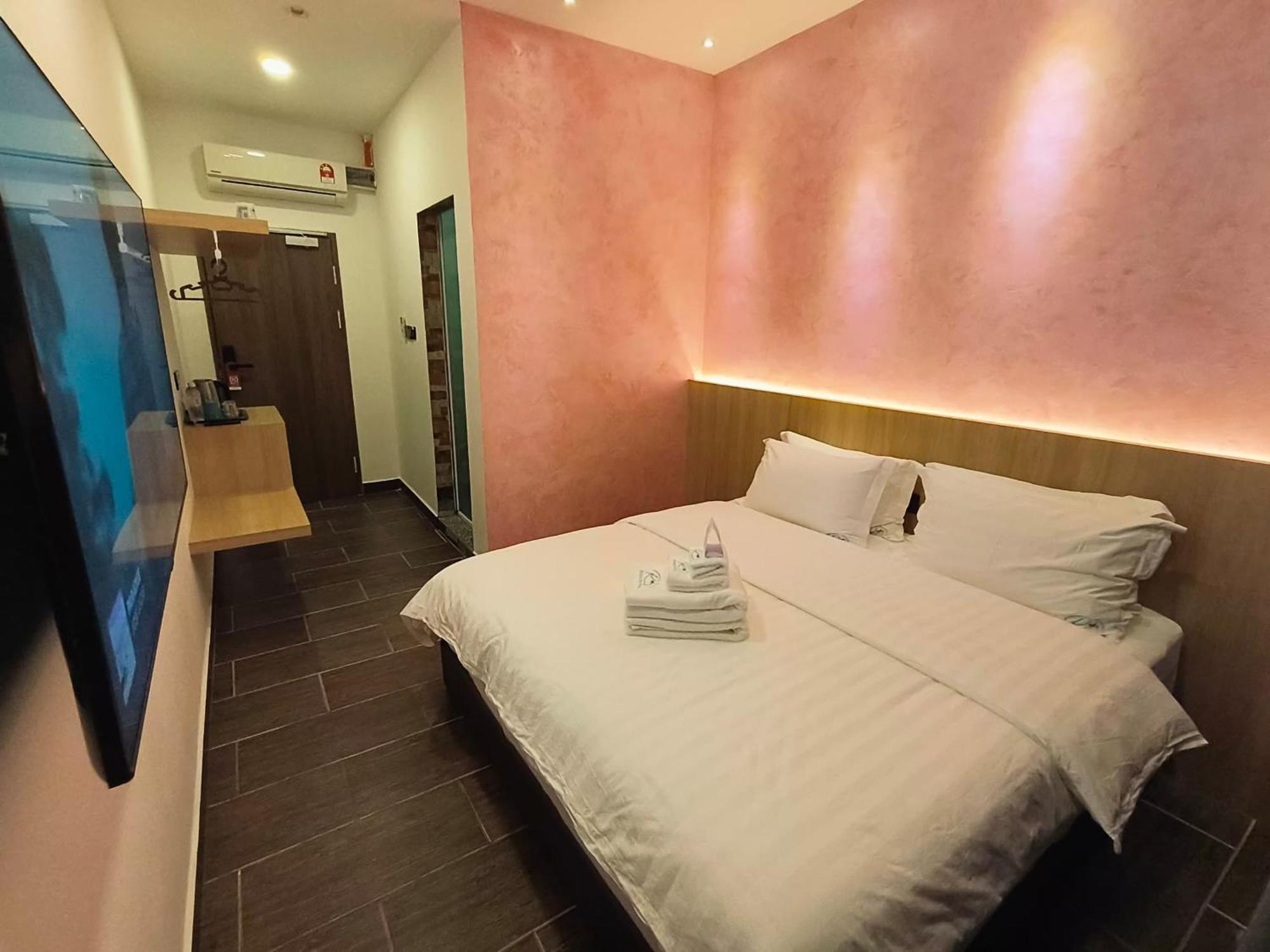 Red'S Hotel Bintulu Exterior foto