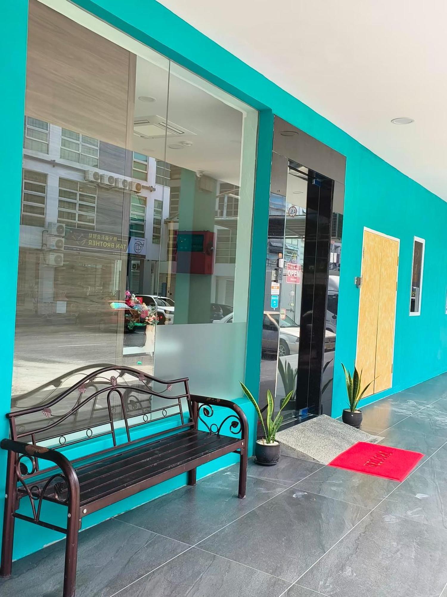 Red'S Hotel Bintulu Exterior foto